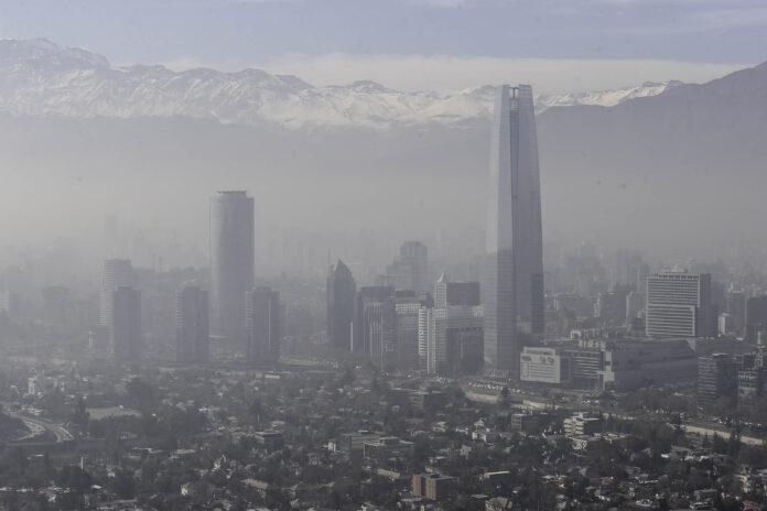 Santiago sufre una de las contaminaciones más graves de los últimos años