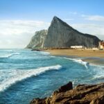 Las 5 experiencias en las Islas Lofoten que combinan aventura y paisajes extremos »